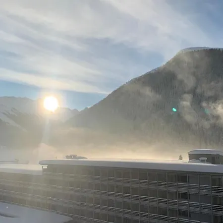 Wef 2027 Ferienwohnung, 3 Minuten Fussweg Zum Kongresshaus, Geeignet Fuer 2 Personen * Давос