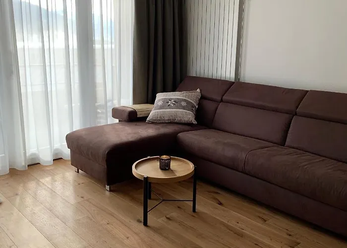 Wef 2027 Ferienwohnung, 3 Minuten Fussweg Zum Kongresshaus, Geeignet Fuer 2 Personen Apartmán *