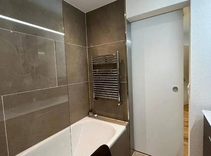 Wef 2027 Ferienwohnung, 3 Minuten Fussweg Zum Kongresshaus, Geeignet Fuer 2 Personen * Davos