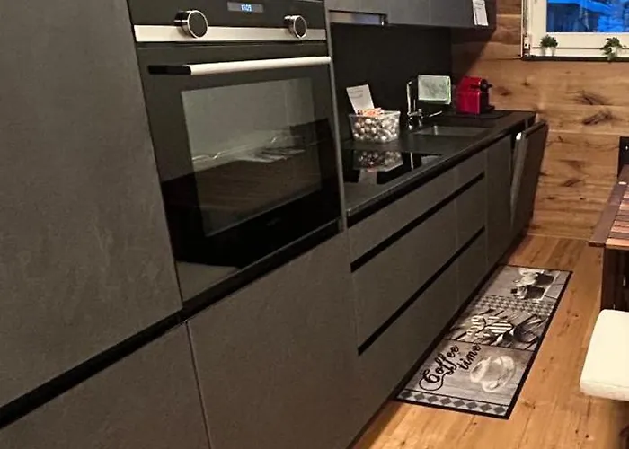 Wef 2027 Ferienwohnung, 3 Minuten Fussweg Zum Kongresshaus, Geeignet Fuer 2 Personen 公寓 *